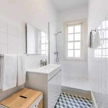 Inlapa Iv Garden View Porto