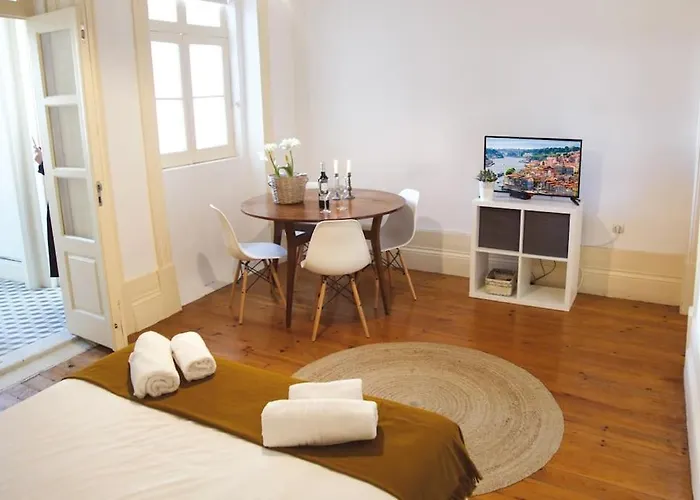 Inlapa Iv Garden View Порту